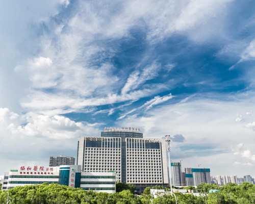 人工周期月经的第26天移植3bb冻囊胚成功率高吗？